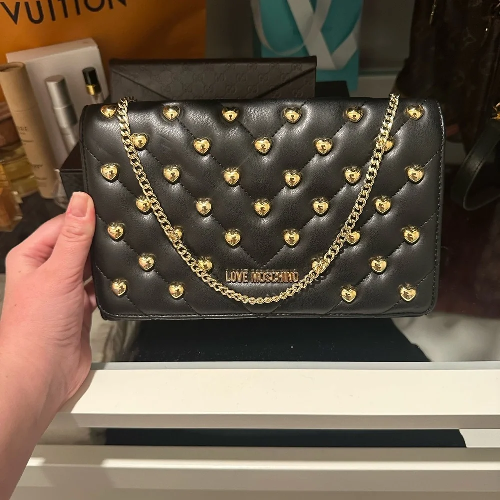 Love Moschino Black Quilted Bag with Gold Heart Accents - Picture 2 of 4